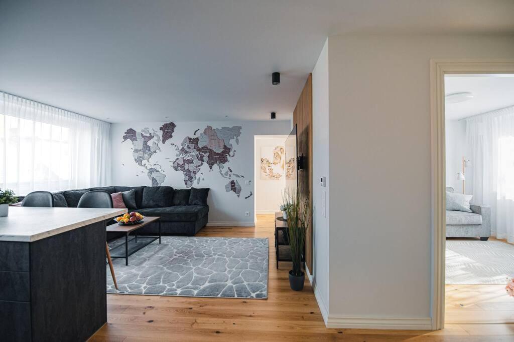 הפסלאו New Luxury 3Br Apartment In Old Town, Free Parking מראה חיצוני תמונה